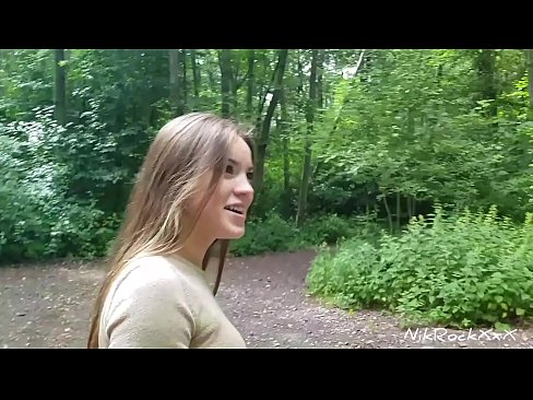 ❤️ Mi proponis al Evelina, ke ni fiku en publika loko! Ŝi diris jes. Tiam mi fikis ŝin en la azenon kaj kumis en ŝia buŝo. Tiam ŝi pisis sin. ❤ Pornvideo ĉe ni ❌