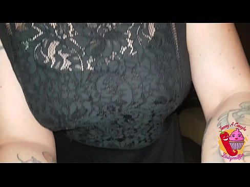❤️ Malĉasta vicfratino donas al li mamon kaj la hispanan ❤ Pornvideo ĉe ni ❌